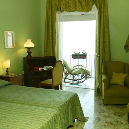 Palladio Szálloda Giardini Naxos